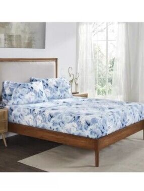 Rosalia Collection 100% Microfiber King Bedsheet Set in Blue